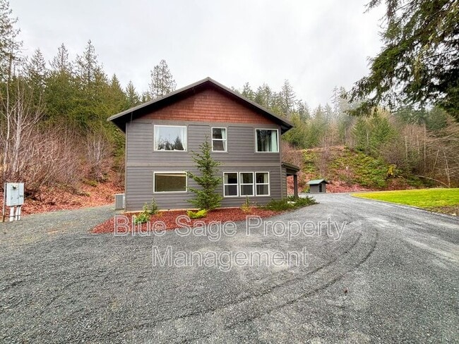 Building Photo - 241896 US-101