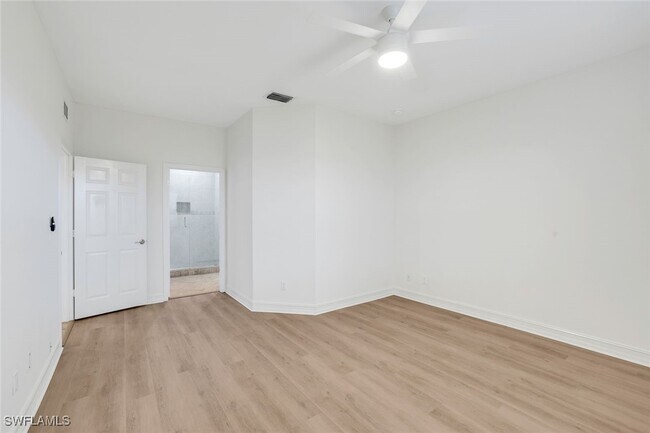 Building Photo - 238 Stanhope Cir