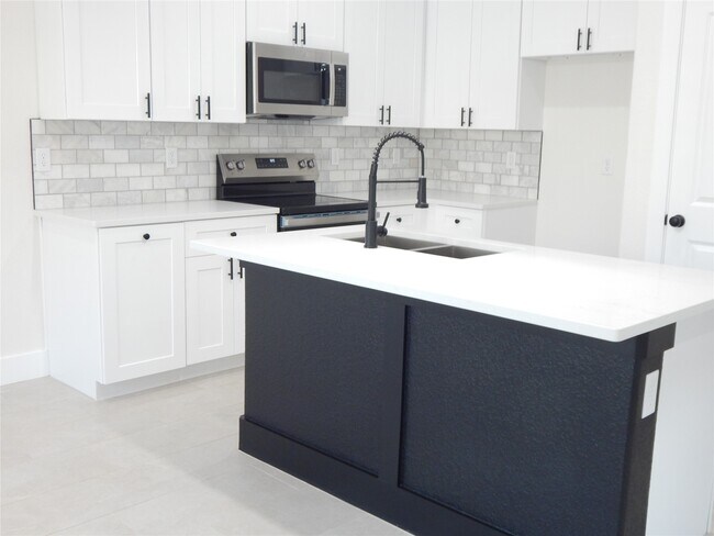 Building Photo - 16963 W Juneau St