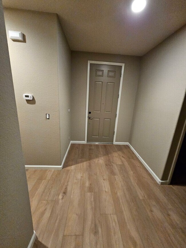 Building Photo - Del Web 55+ fully remodeled