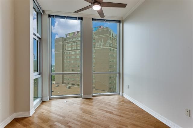 Building Photo - 500 Throckmorton St