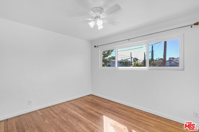 Building Photo - 4733 Lexington Ave