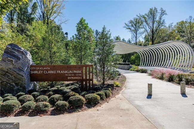 Primary Photo - 1032 Robert Smalls Wy