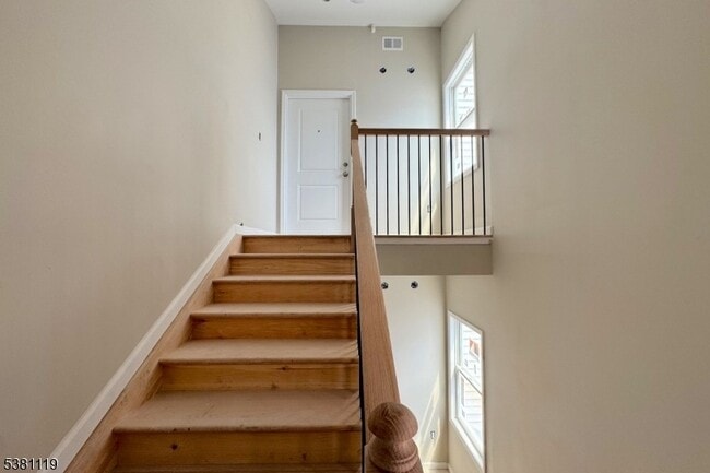 Building Photo - 385 Lafayette St