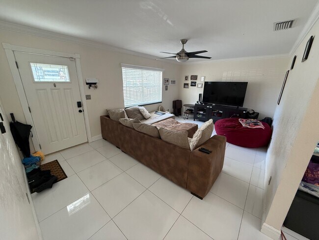 Primary Photo - 2504 Ranch Lake Cir