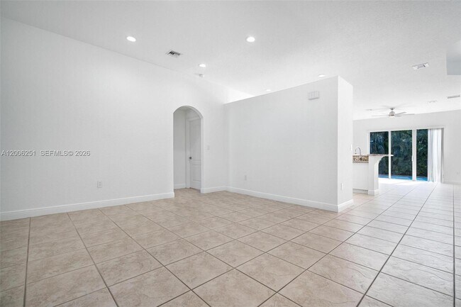 Building Photo - 1581 SW 155th Ct