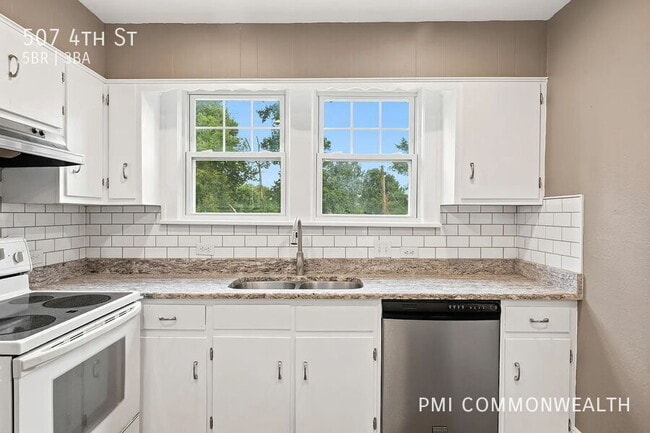 Building Photo - 507 4th St
