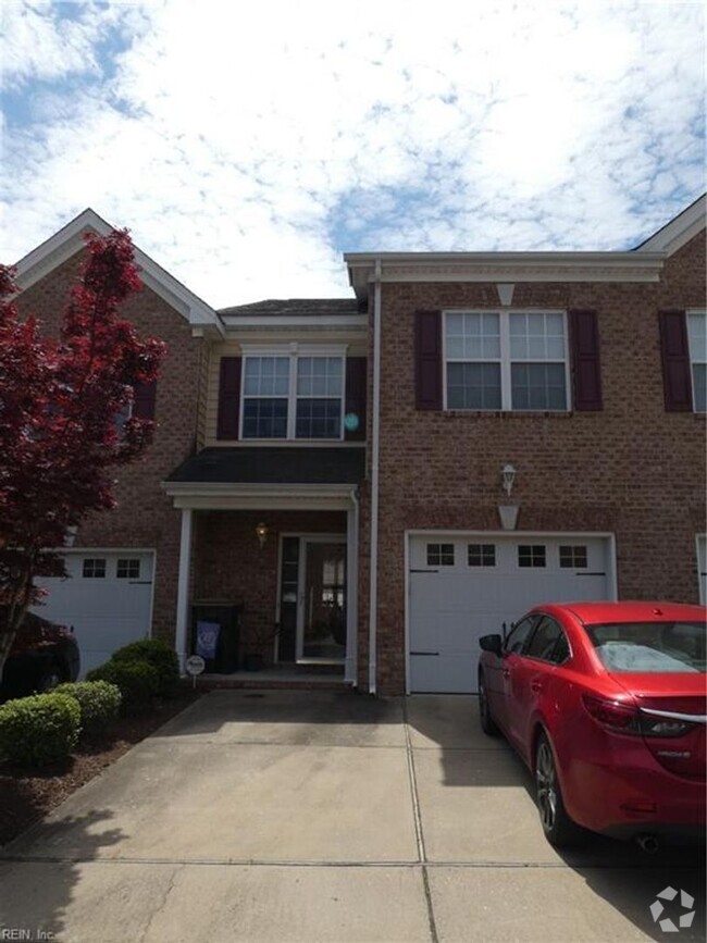 Building Photo - 511 Heatherwood Loop