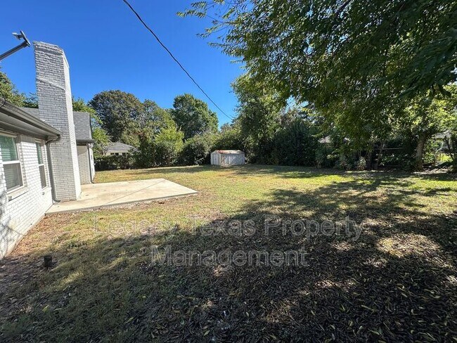 Building Photo - 3613 Wedghill Way