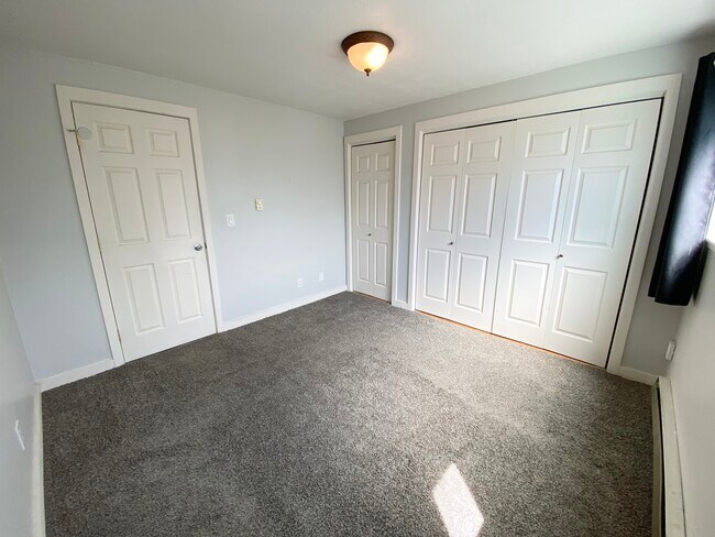 Building Photo - 31003 14th Ave S