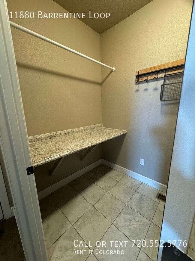 Building Photo - 11880 Barrentine Lp