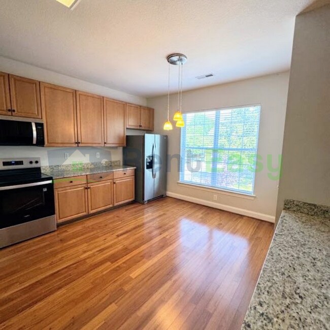 Building Photo - 4405 Harlesden Dr