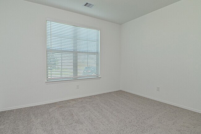 Building Photo - 5707 Aurora Grns Ln