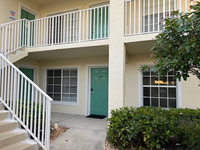 Building Photo - 4935 Sandra Bay Dr