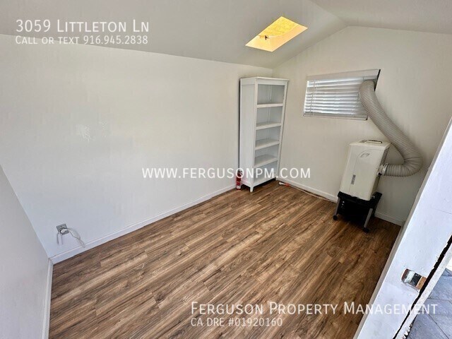 Building Photo - 3059 Littleton Ln