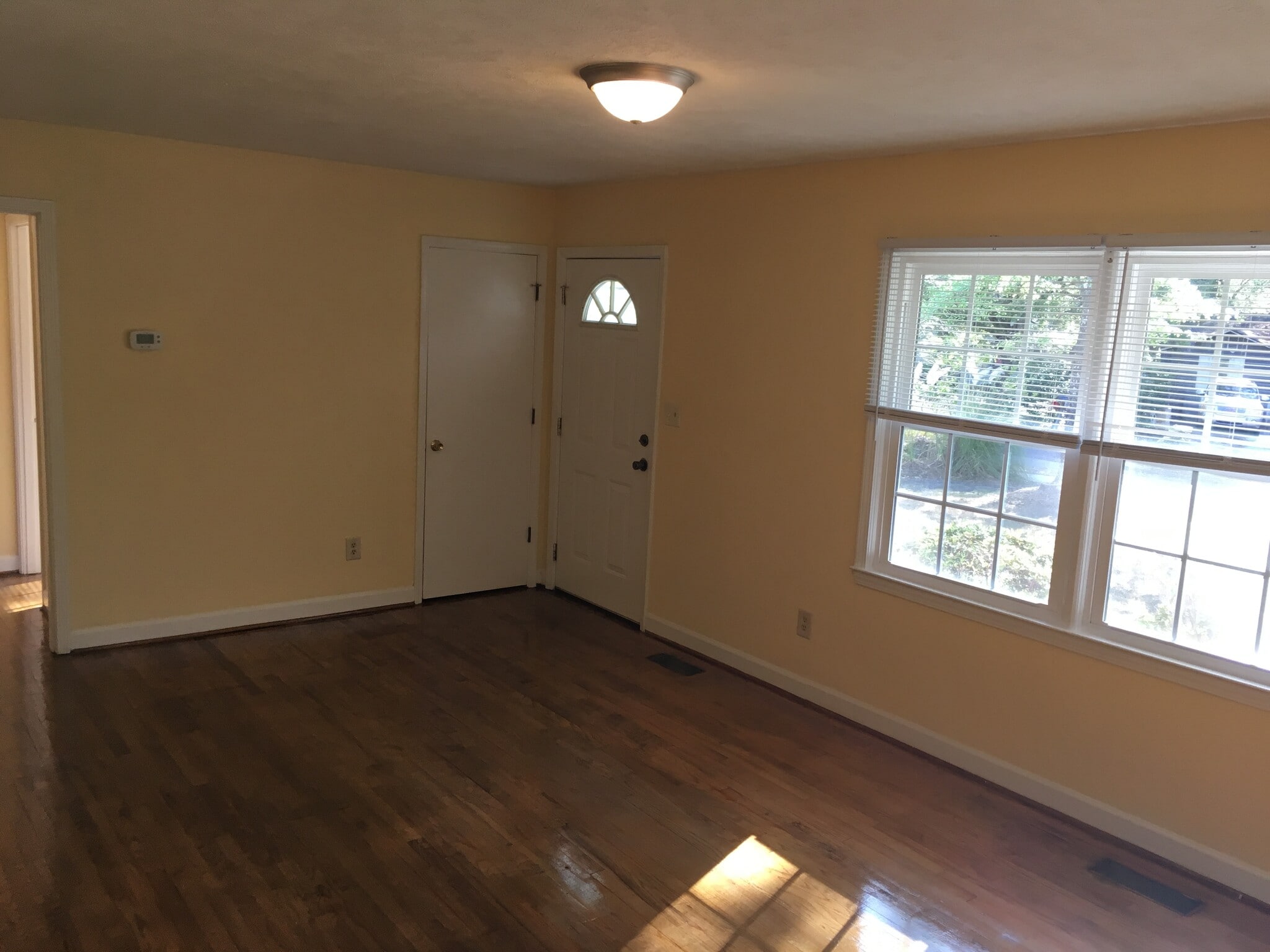 Building Photo - 1604 Ward Cir