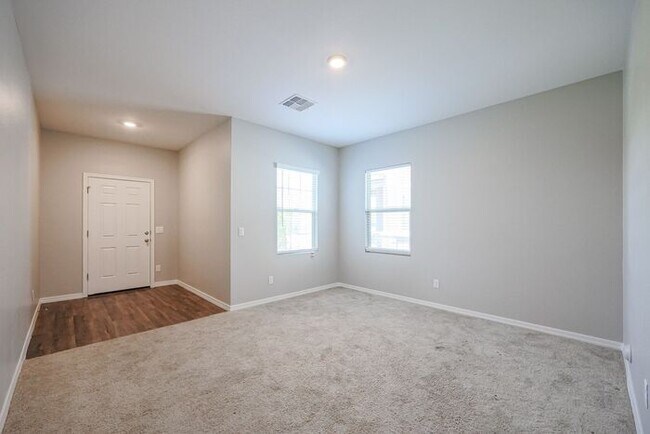 Building Photo - Home in Litchfield Park at Canyon Views! 5...