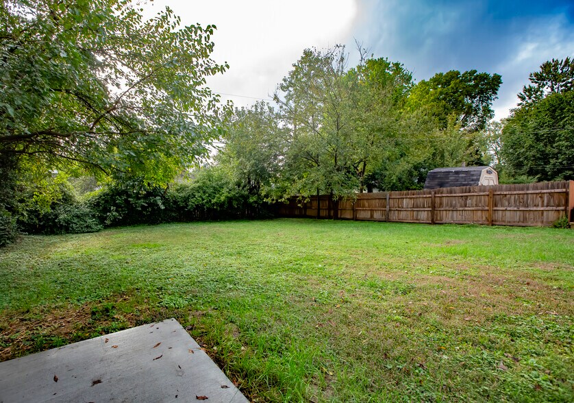 Building Photo - 3120 Doreen Way