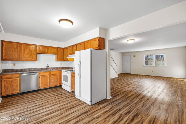 Building Photo - 144 New Cedar Ln