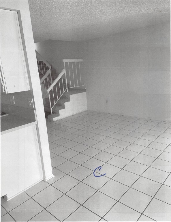 Building Photo - 17082 Lynn Ln