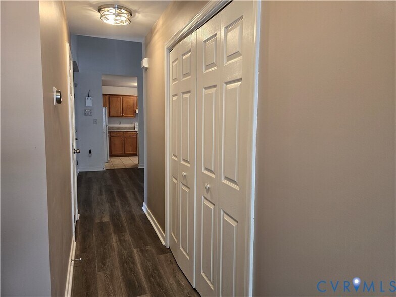 Building Photo - 5607 Jessup Station Pl