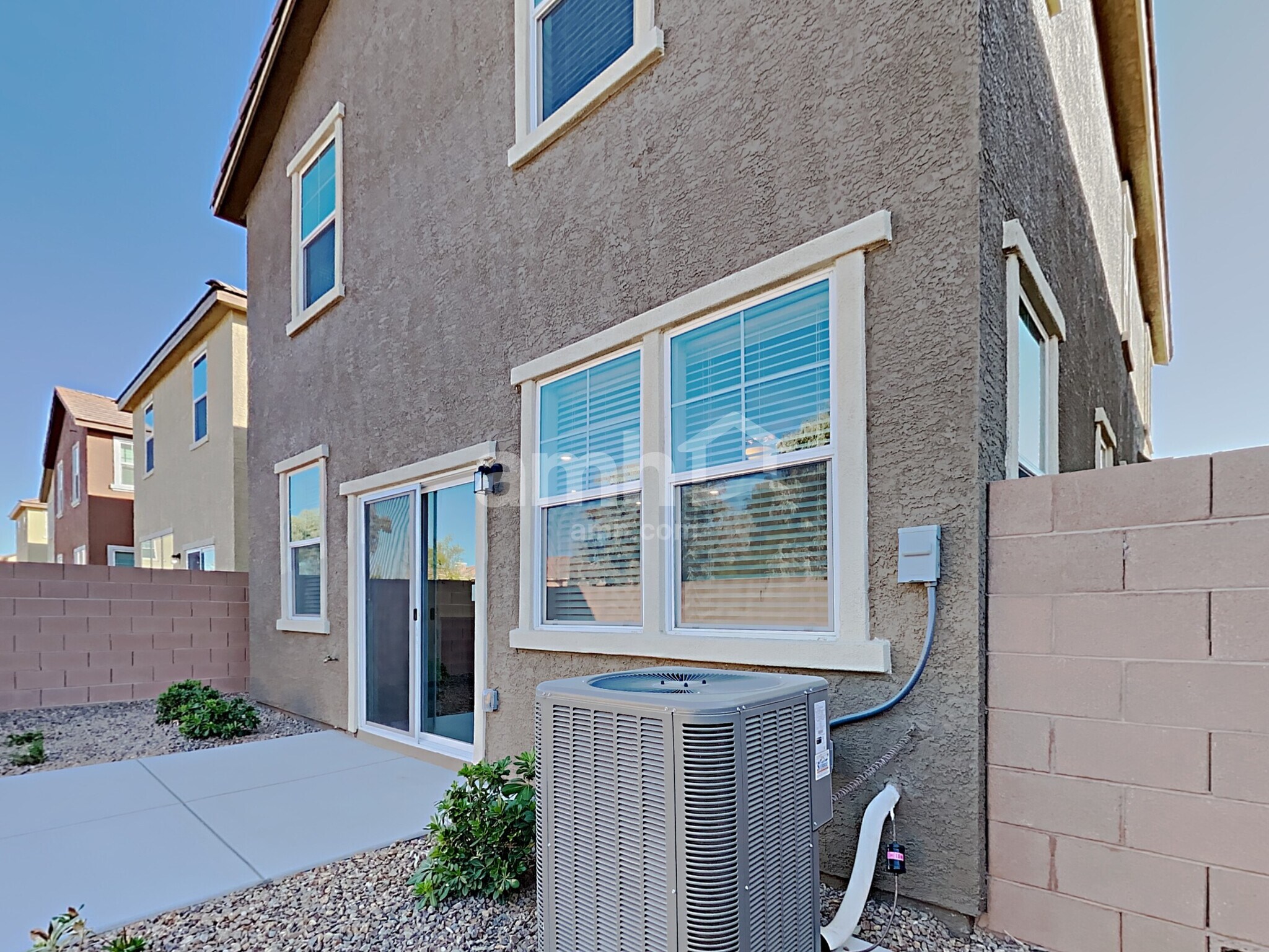 Building Photo - 9875 S Eastern Ave