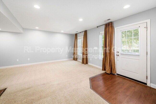 Building Photo - 5964 Woodshire Dr