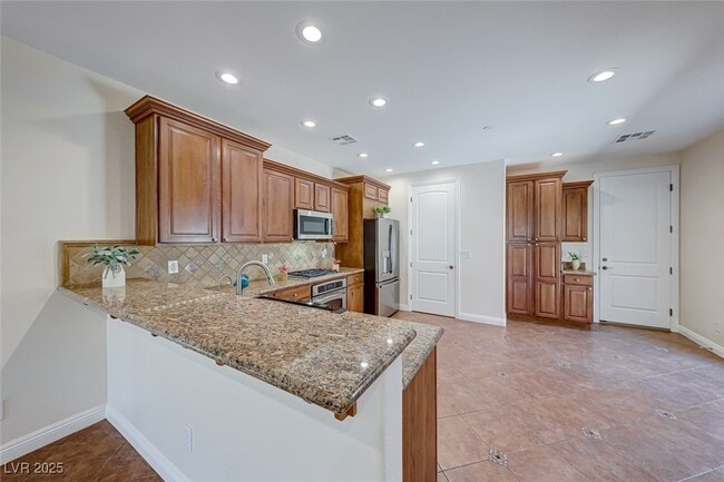 Building Photo - 1238 Calcione Dr