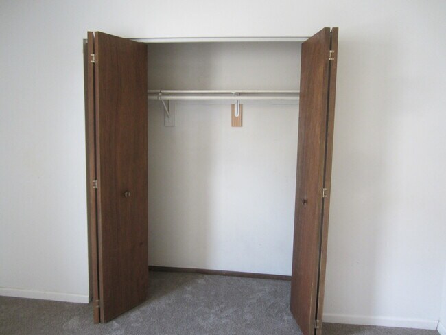 Building Photo - 108 S Main St