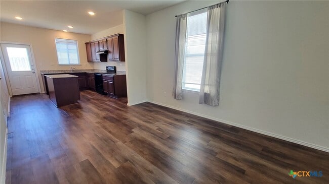 Building Photo - 412 Sand Cherry