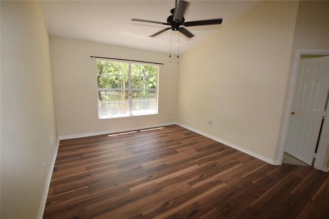 Building Photo - 302 Bridie Ct