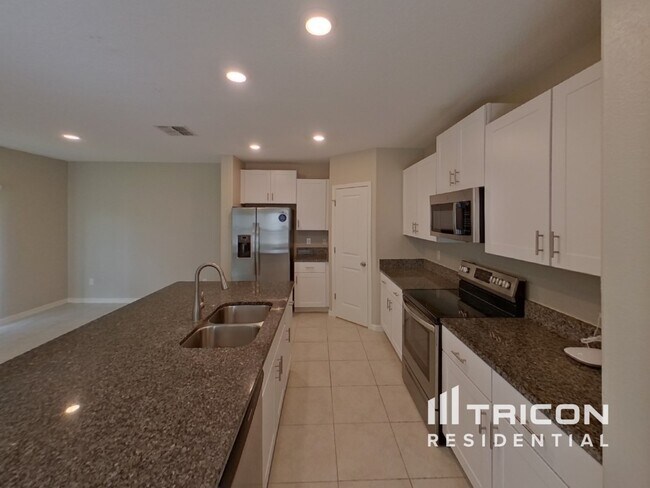 Building Photo - 13335 Willow Bluestar Lp