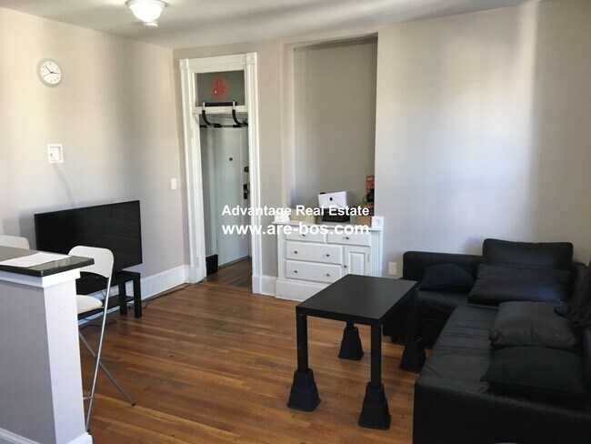 Building Photo - 1048 Commonwealth Ave