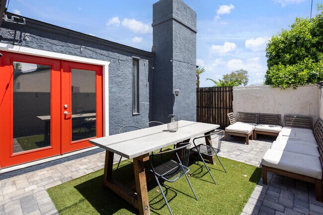 Building Photo - 3846 N 14th Ave