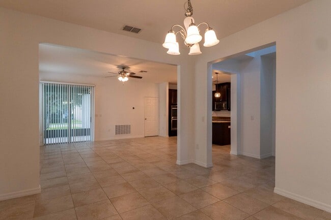 Building Photo - 14336 Orchard Hills Blvd