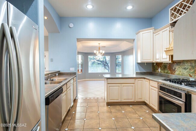 Building Photo - 414 Bury Ct