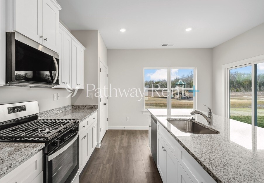 Building Photo - 2419 Nabali Wy