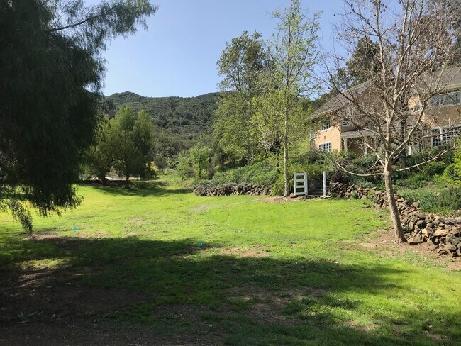 Building Photo - 30550 Mulholland Hwy