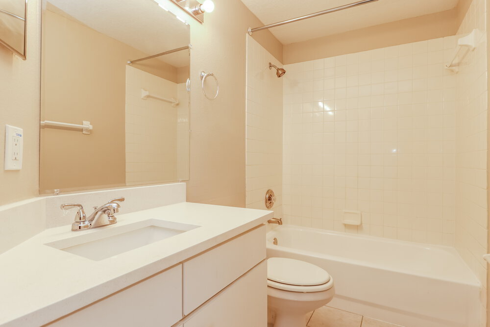 Building Photo - 18134 Leafwood Cir