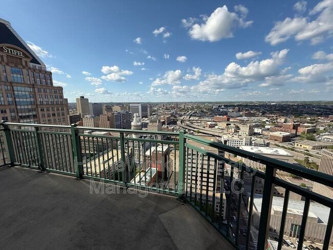 Building Photo - 414 Water St