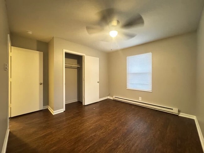 Building Photo - 1921 Chris Dr