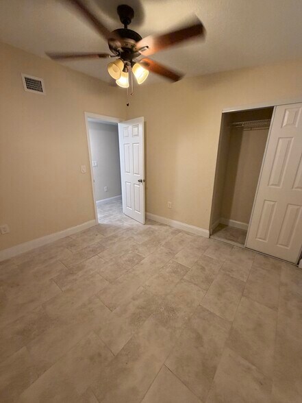 Building Photo - 3125 NW 2nd St