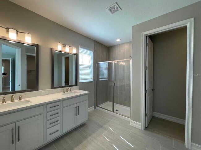 Building Photo - 4612 Almada Ln