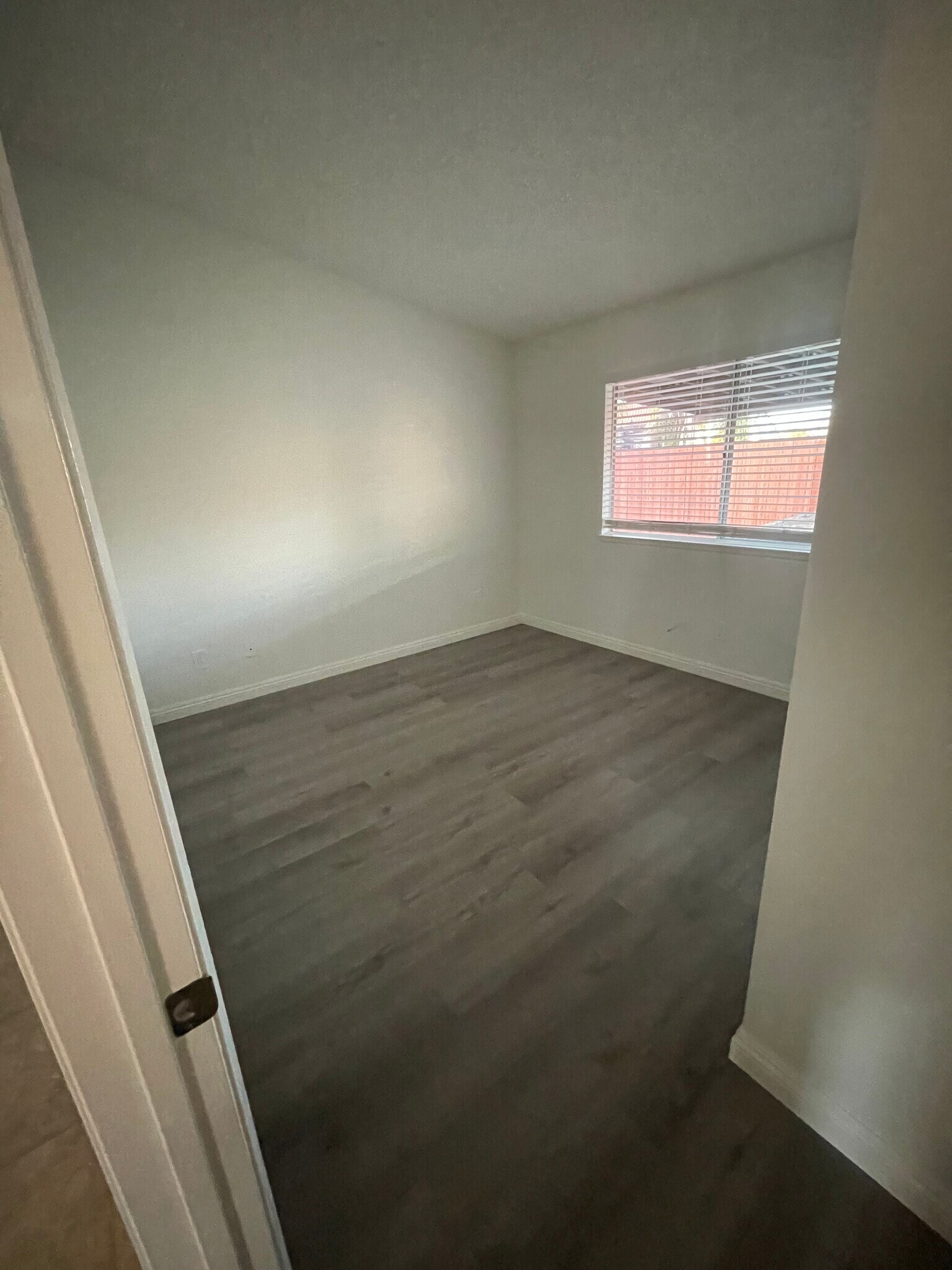 2nd bedroom - 1931 Union St