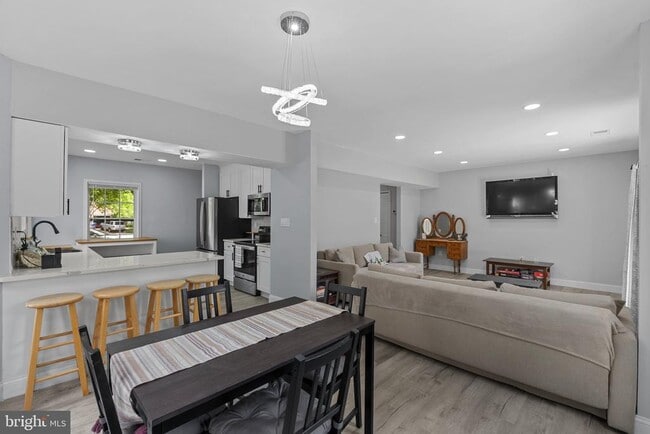 Building Photo - 6117 Blue Whale Ct