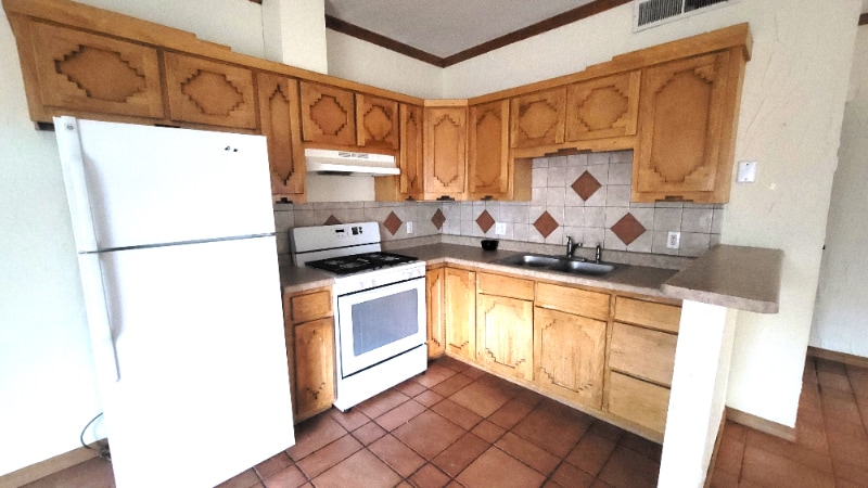 Building Photo - 2700 Memphis Ave