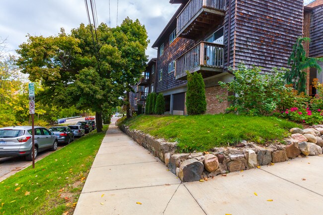 608 High St Ann Arbor, MI Apartment Finder