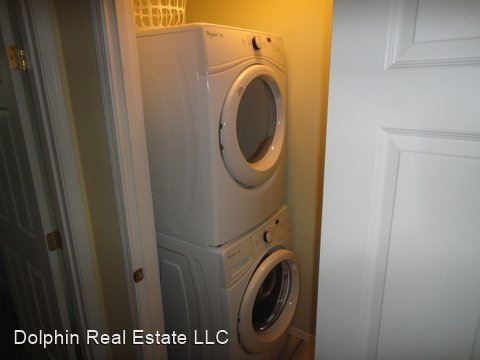 Building Photo - 3 br, 3 bath House - 616 NW 9th St.