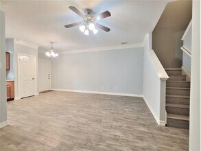 Building Photo - 10347 Panther Point Dr