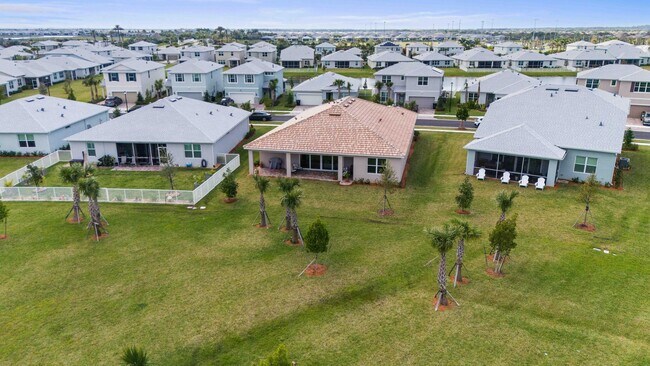 Building Photo - 12249 SW Sand Dollar Wy